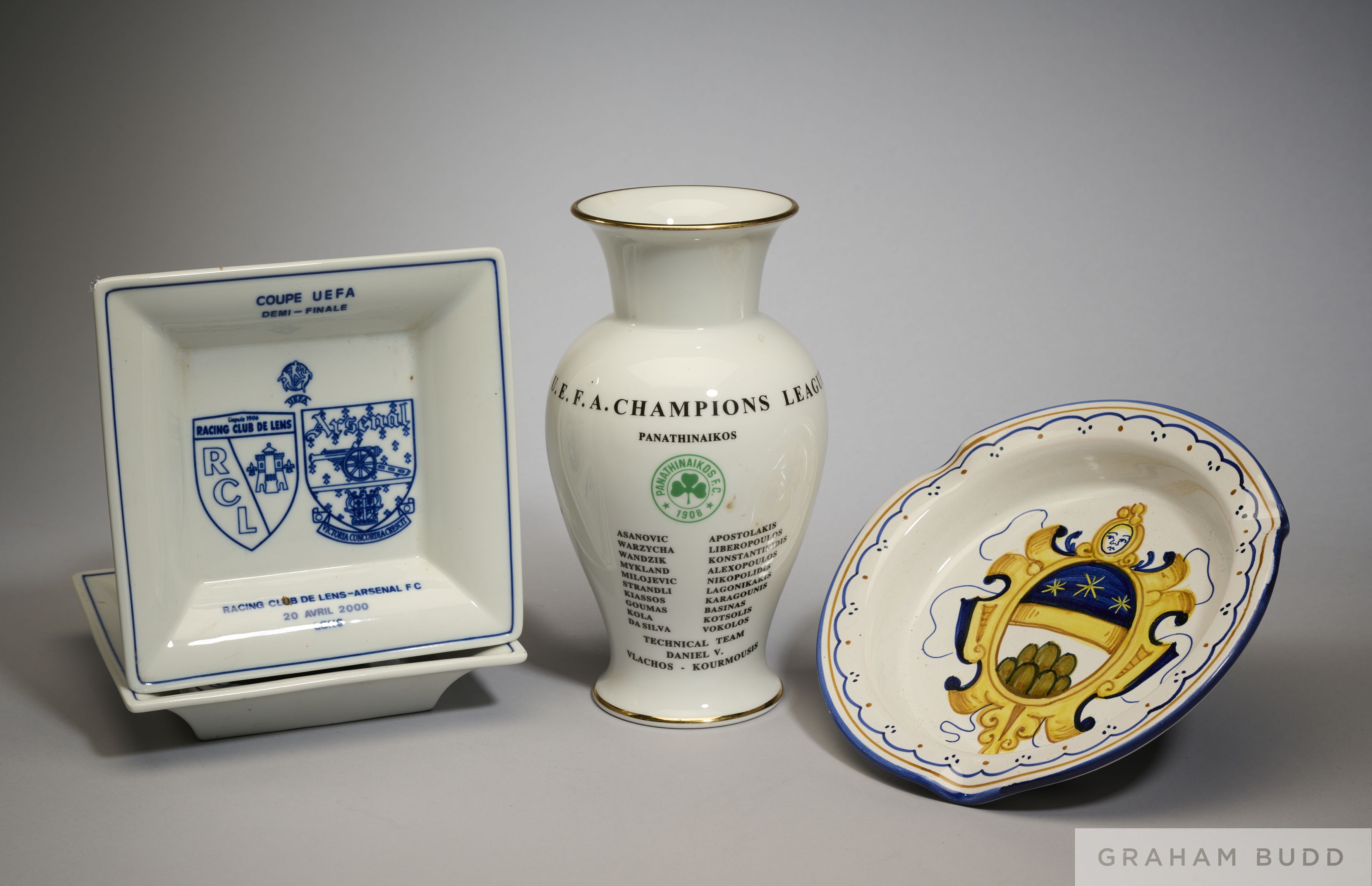 UEFA Champions League 1998-99 porcelain commemorative vase