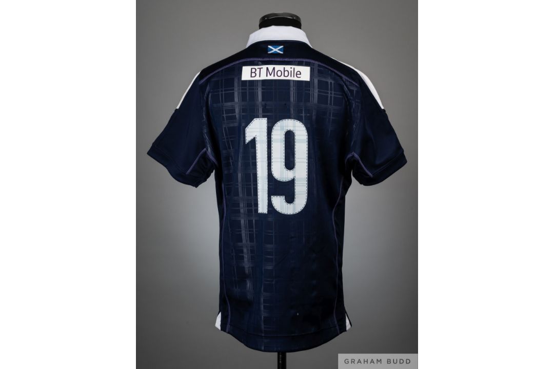Tim Swinson navy & tartan Scotland no.19 Six Nations shirt v Ireland, Murrayfield, 4th February 2017 - Image 2 of 2