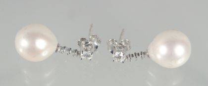 A GOOD PAIR OF 18ct. WHITE GOLD FRESHWATER PEARL AND DIAMOND DROP EARRINGS.