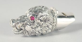 A SILVER BOARS HEAD WHISTLE, 5.5 cm.