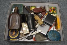 Miscellaneous collectables.