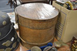 A Scandinavian style pine bentwood hat box.