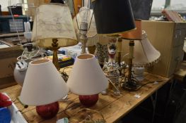 Various table lamps.