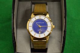 A gentleman's wristwatch.