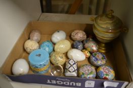 Hardstone eggs etc.