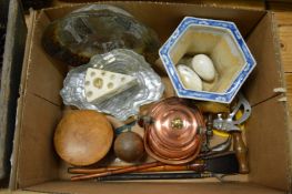 A group of miscellaneous collectables.