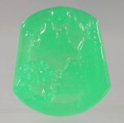 A CHINESE CARVED GREEN JADE PENDANT. 5.5cm