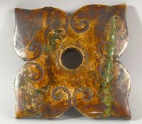 A LARGE CHINESE CARVED SOAPSTONE CARVING - 16CM.