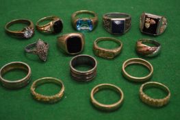 A good collection of gold and silver dress rings.