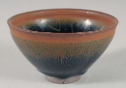 A CHINESE HARE'S FUR GLAZE POTTERY BOWL, 12cm diameter.