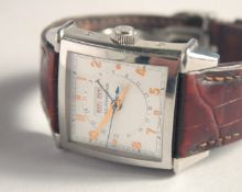 A GENTLEMAN'S 1945 VINTAGE GIRARD-PERREGAUX WRISTWATCH, model 25810, serial no. 661, automatic,