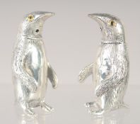A PAIR OF 800 PENGUIN SALT AND PEPPERS. 1.5ins high.