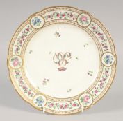 AN 18TH CENTURY CLIGNANCOURT PLATE painted with a 