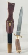 VIVE LE ROY ET SES CHASSEURS KNIFE, with an antler handle, 13
