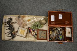 Bijouterie and other collectables.