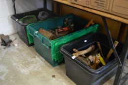A quantity of tools.