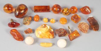 A BAG OF VARIOUS PIECES OF AMBER AND OTHER PIECES, 110gms.