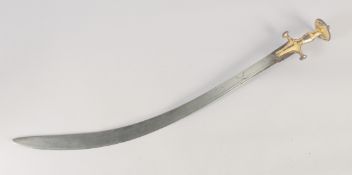 A 18TH-19TH CENTURY NORTH INDIAN PUNJAB SIKH SWORD, with gilded hilt and curved steel wootz blade,