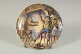 A PORCELAIN POT LID, TOM O SHANTER & SOUTER JOHNNY 4ins diameter