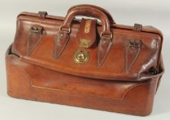 A GOOD VICTORIAN LEATHER BAG. 1ft 5ins long.