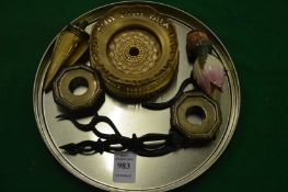 Miscellaneous collectables.