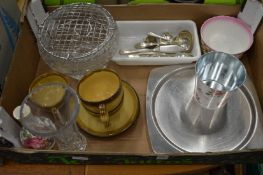 China and glass etc.