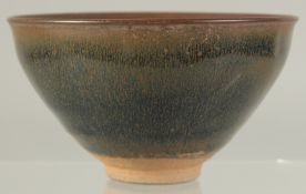 A CHINESE HARE'S FUR GLAZE POTTERY BOWL. 12.5cm diameter.