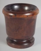 A GOOD 18TH - 19TH CENTURY LIGNUM VITAE MORTAR. 7ins high, 6ins diameter.