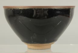 A CHINESE STUDIO POTTERY BOWL. 12cm diameter.