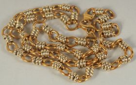 AN 18CT GOLD CHAIN, 24ins long, 43gms.