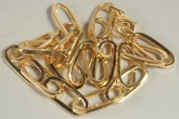 A GILDED STERLING SILVER LARGE LINK CHAIN NECKLACE.