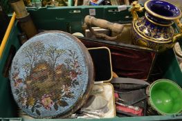 Miscellaneous collectables.