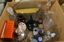 Decorative glass, china and collectables.