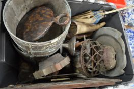 Miscellaneous metalware and other collectables.
