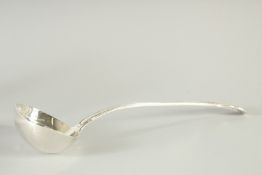 A VICTORIAN SILVER FIDDLE AND THREAD BASTING SPOON. London 1878. Maker George ANGELL.