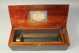A GOOD SWISS MUSICAL BOX, PLAIN ROSEWOOD CASE, ETOUFFOIRS EN ACIER, playing six airs, No. 33616.