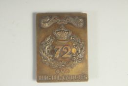 VICTORIAN. 72ND DUKE OF ALBANY'S OWN HIGHLANDERS REGIMENT ON FOOT. OR'S BRASS SHOULDER BELT PLATE.