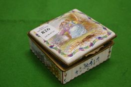 An enamel box (hinge af).