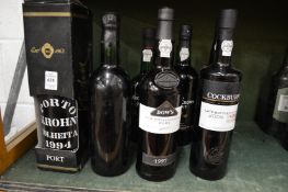 Krohn vintage port 1994, boxed together with various other ports.