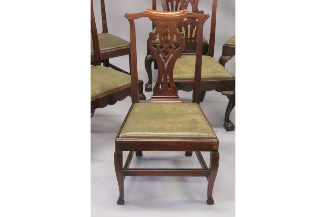 A GOOD HARLEQUIN SET OF EIGHT GEORGE II IRISH MAHOGANY DINING CHAIRS with comb back, slats, - Image 2 of 4