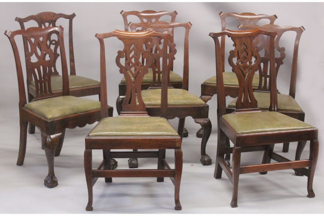 A GOOD HARLEQUIN SET OF EIGHT GEORGE II IRISH MAHOGANY DINING CHAIRS with comb back, slats, - Image 1 of 4