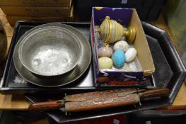 Decorative carving set, hardstone eggs, lacquer trays etc.