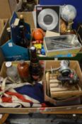 Miscellaneous collectables.