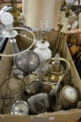 Various lamps and lighting etc.