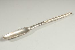 A RARE GEORGE II SILVER MARROW SCOOP. 8ins long. Chester 1737 by William Richardson.