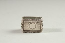 A SMALL VICTORIAN SILVER VINIGRETTE. 1.875ins x 6.66ins. Birmingham 1842.
