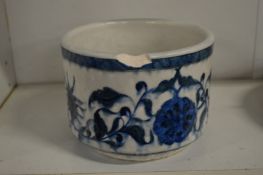 A Chinese blue and white bowl (rim chipped).