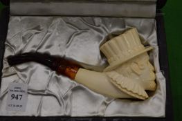 A large figural Meerschaum pipe, boxed.