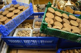 Quantity of corks/cork bungs.