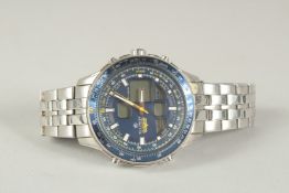 A GENTLEMAN'S ACCURIST SKYMASTER WRIST WATCH.